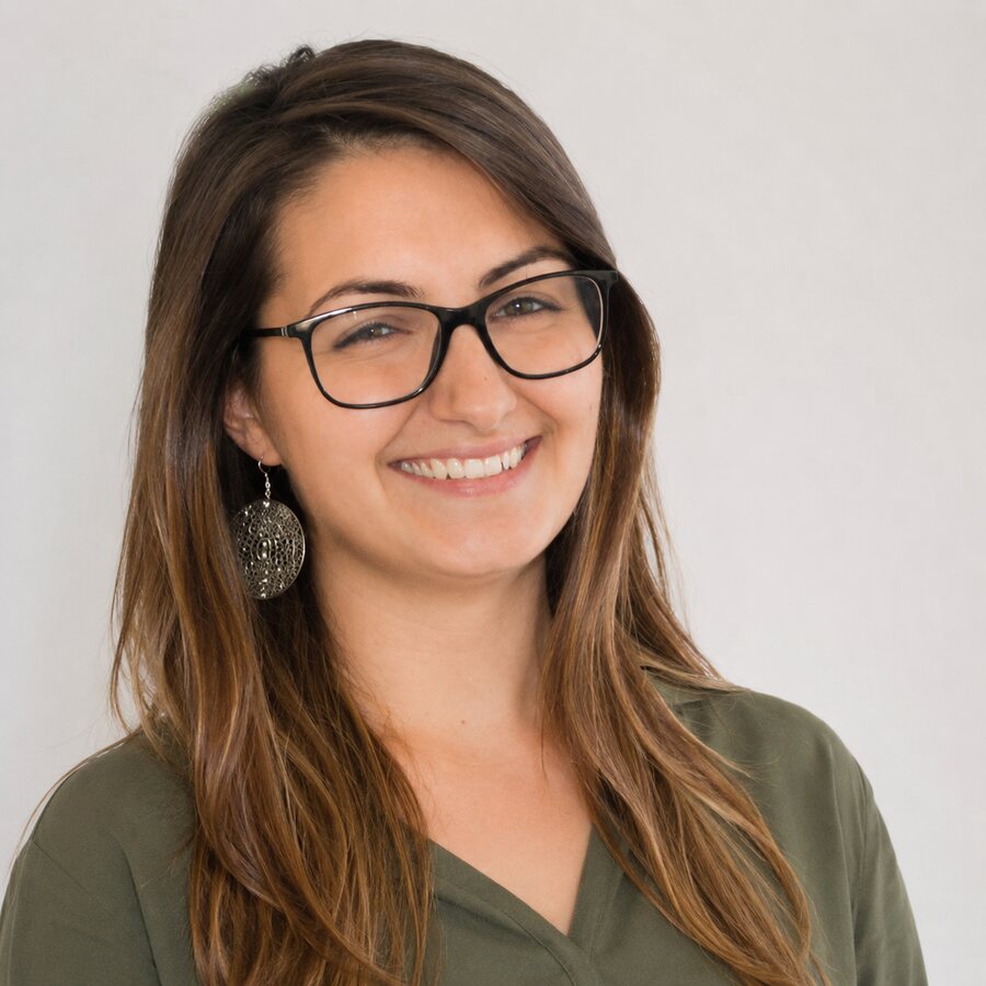 Bernadette, SmartLingo tutor